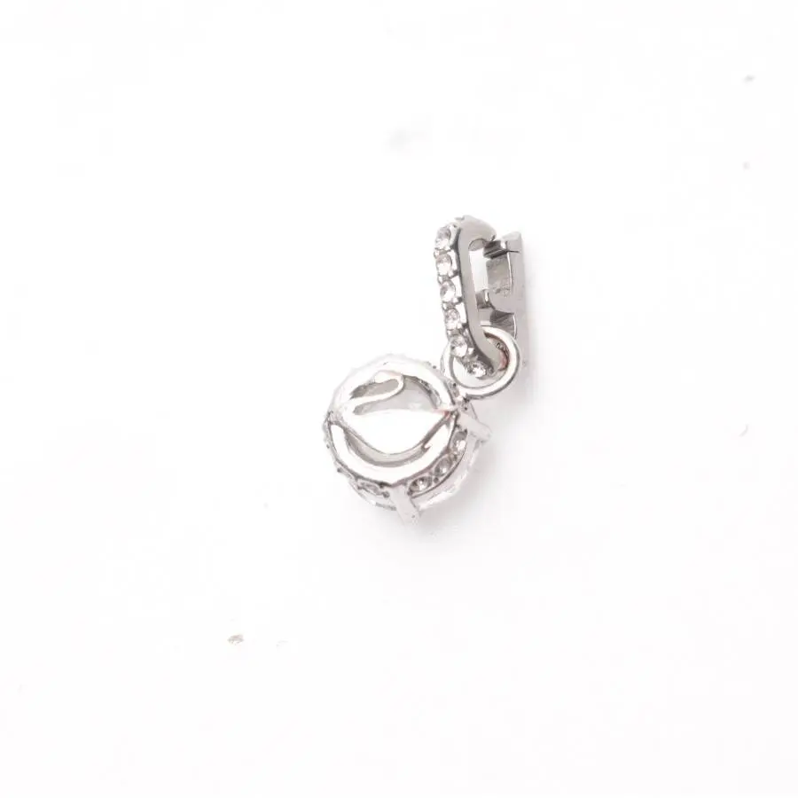 Charm Metallic