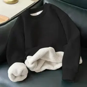 Iris Hoodie | Trendiger warmer Unisex-Hoodie für den Winter