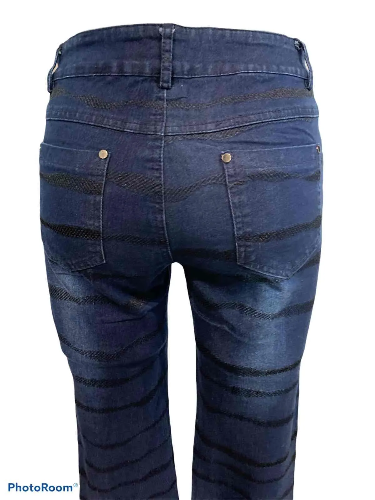 Stretch jeans with embroidered zebra effect